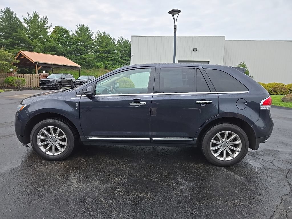 Used 2014 Lincoln MKX AWD w/ Equipment Group 102A image 10