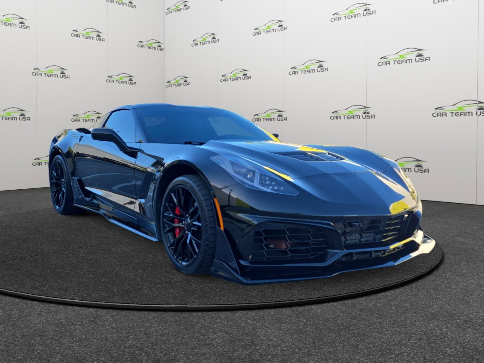 Used 2016 Chevrolet Corvette Z06 w/ 3LZ Preferred Equipment Group image 11