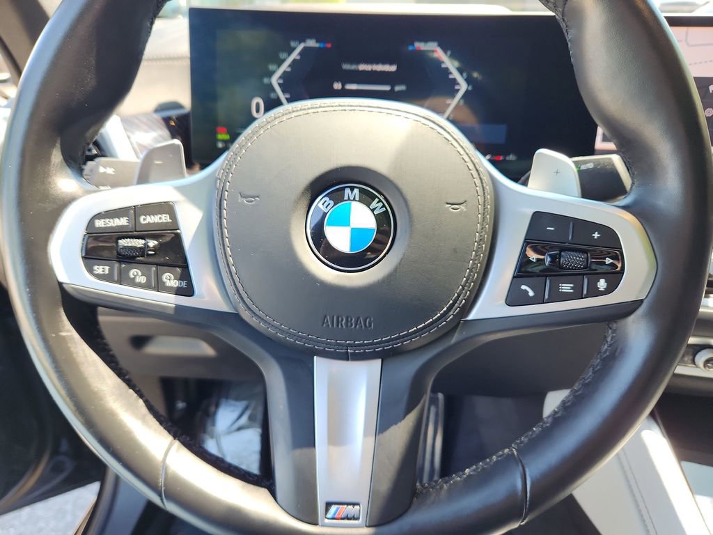 Used 2025 BMW X6 xDrive40i w/ Parking Assistance Package AWD/4WD image 18
