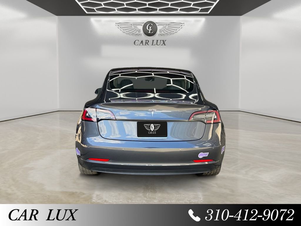 Used 2019 Tesla Model 3 Standard Range Plus image 4