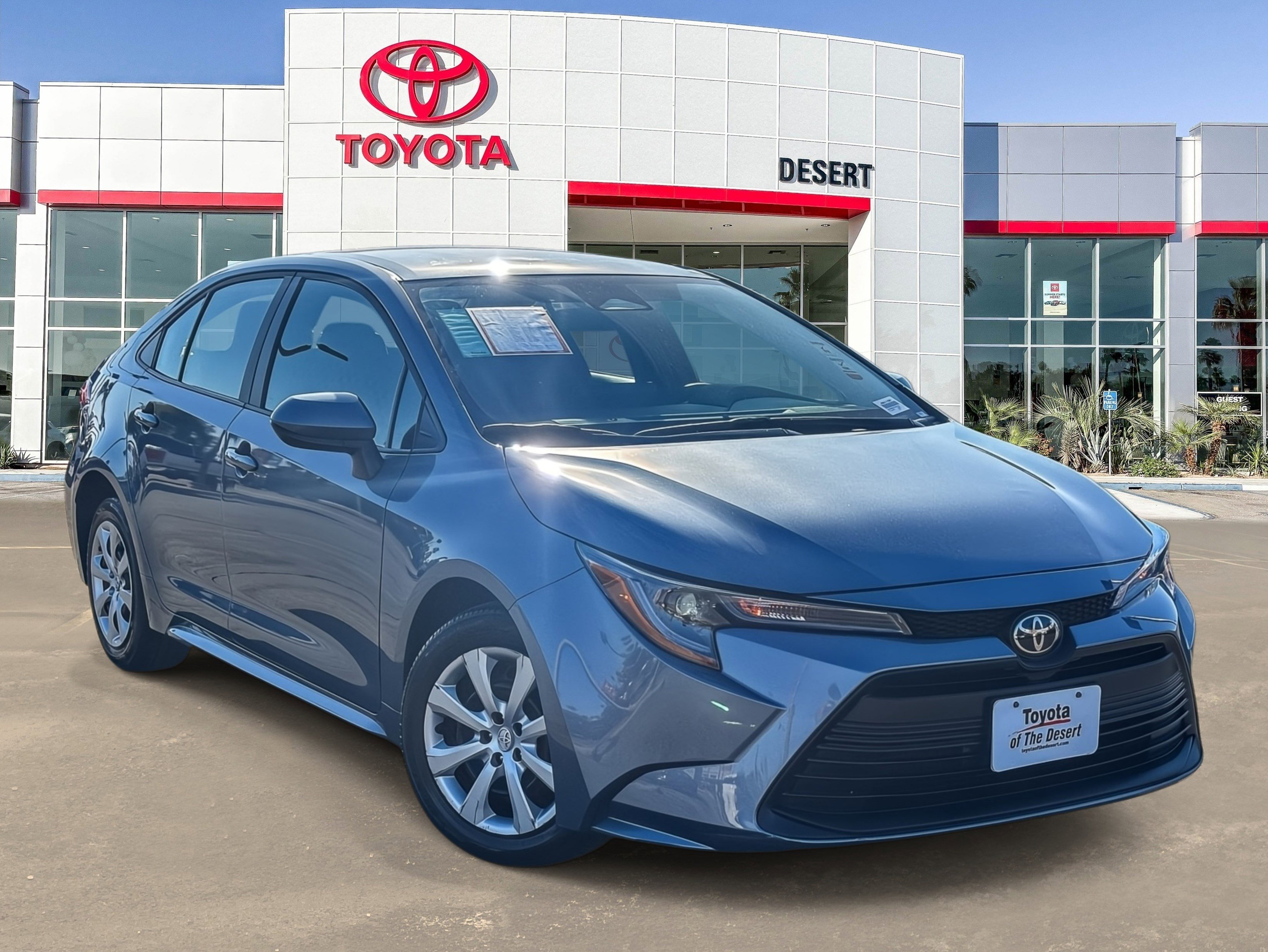 Certified 2025 Toyota Corolla LE FWD image 1