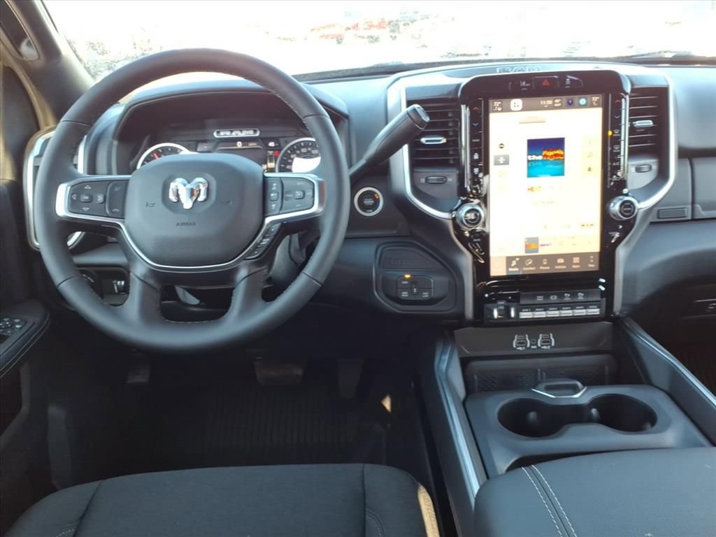New 2026 RAM 2500 Big Horn AWD/4WD image 21