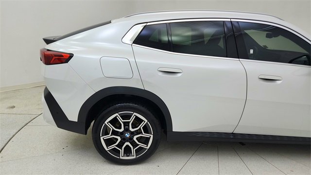 Used 2025 BMW X2 xDrive28i image 7