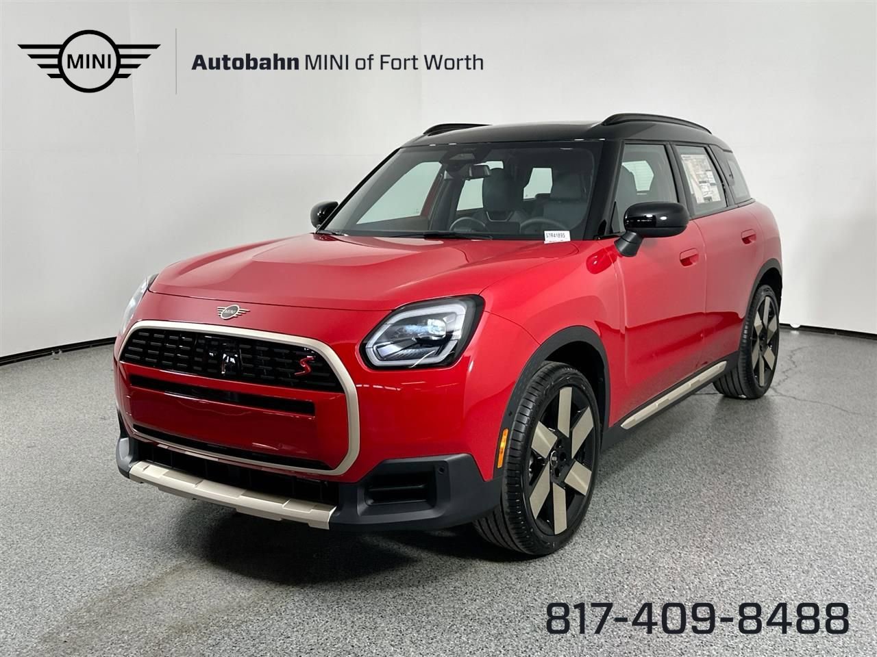 Used 2025 MINI Cooper Countryman S image 1