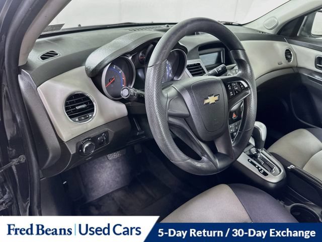 Used 2012 Chevrolet Cruze LS w/ Connectivity Package FWD image 13
