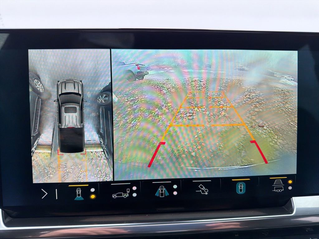 Used 2023 Chevrolet Silverado 1500 High Country w/ Z71 Off-Road Package image 10