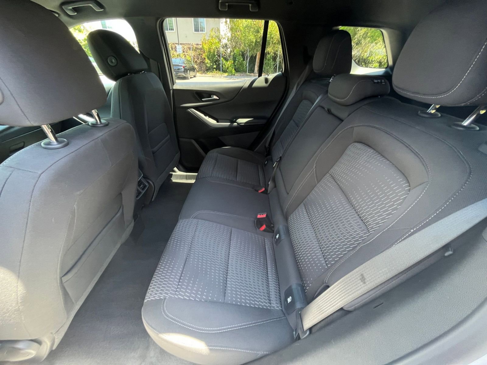 Used 2025 Chevrolet Equinox LT FWD image 25