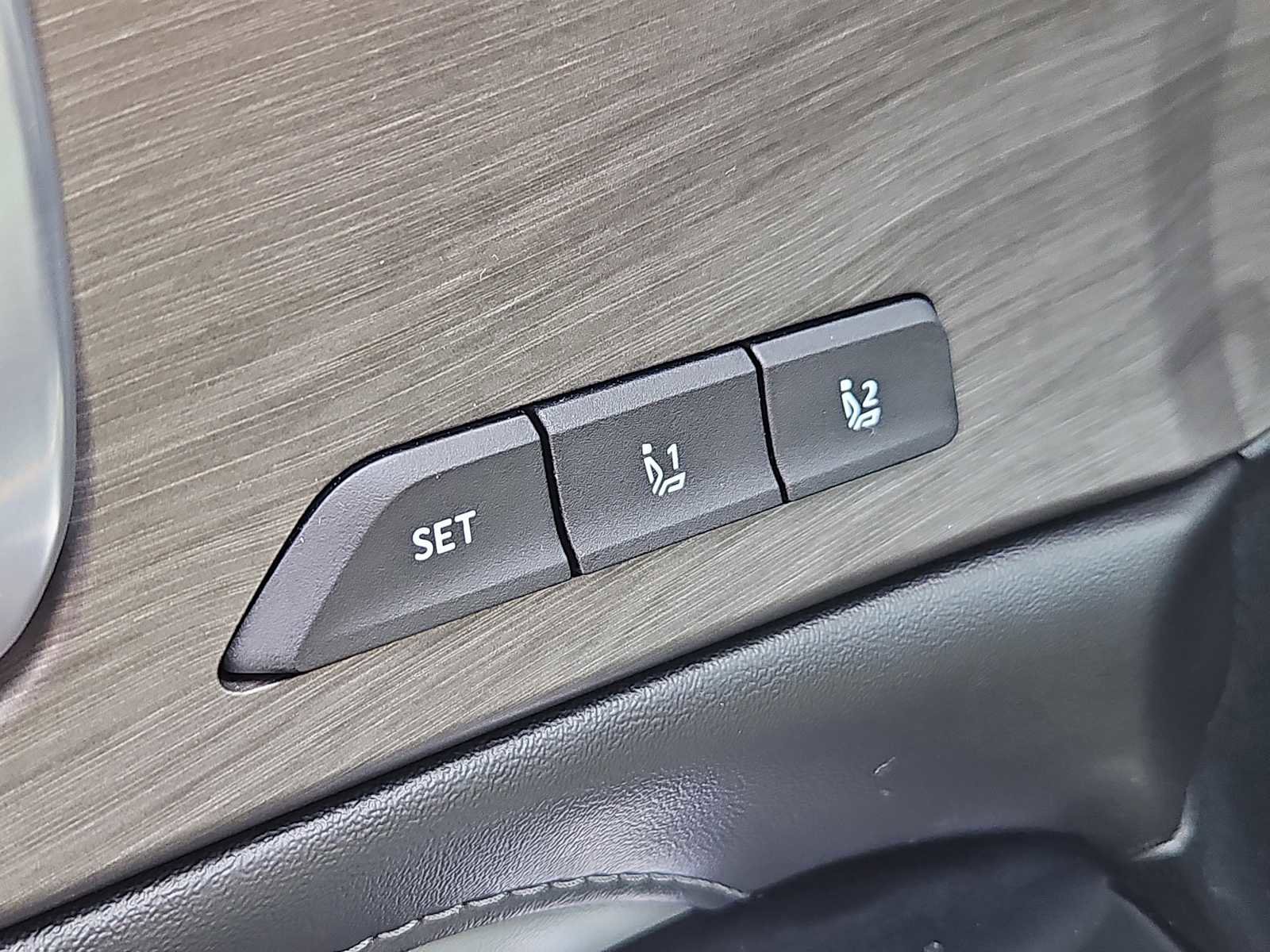 Used 2024 Kia Sorento SX Prestige w/ Sage Leather Package image 20