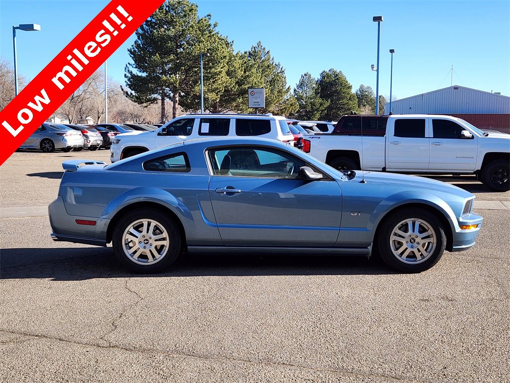 Used 2007 Ford Mustang GT Premium image 2