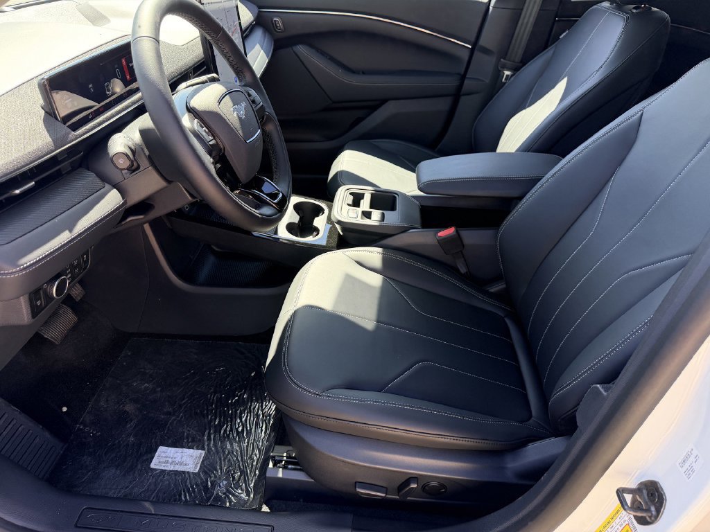 New 2026 Ford Mustang Mach-E Select RWD image 18
