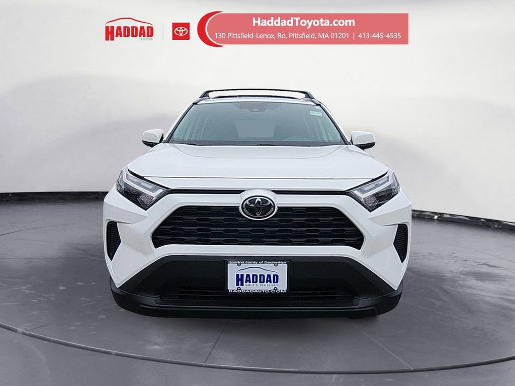 Used 2023 Toyota RAV4 XLE w/ Convenience Package image 8