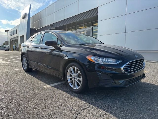 Used 2019 Ford Fusion SE