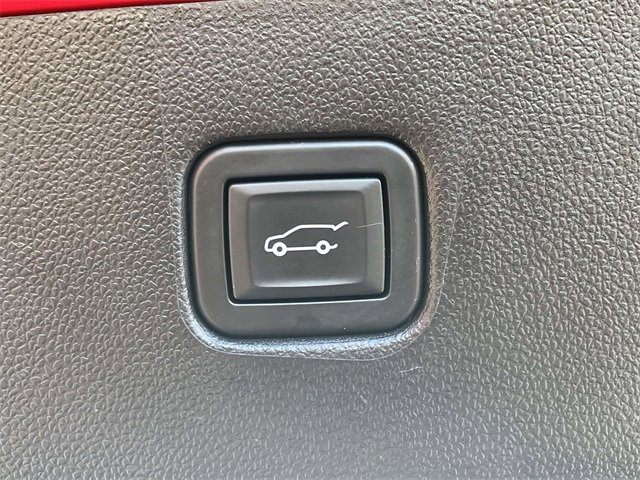 Used 2020 Chevrolet Blazer LT image 9