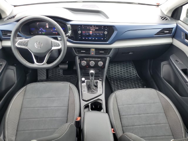 Certified 2023 Volkswagen Taos SE FWD image 21