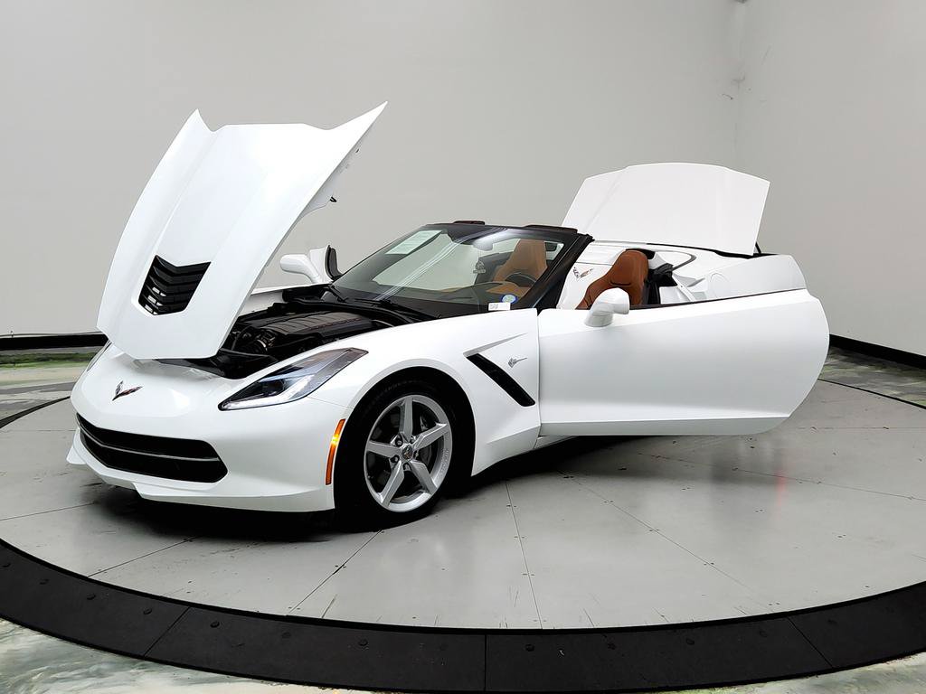 Used 2015 Chevrolet Corvette Stingray Convertible w/ 3LT Preferred Equipment Group RWD image 9