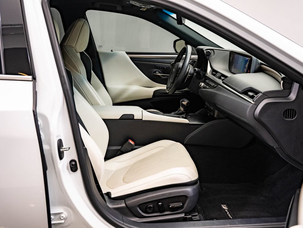 Used 2021 Lexus ES 350 F Sport w/ Special Edition FWD image 25