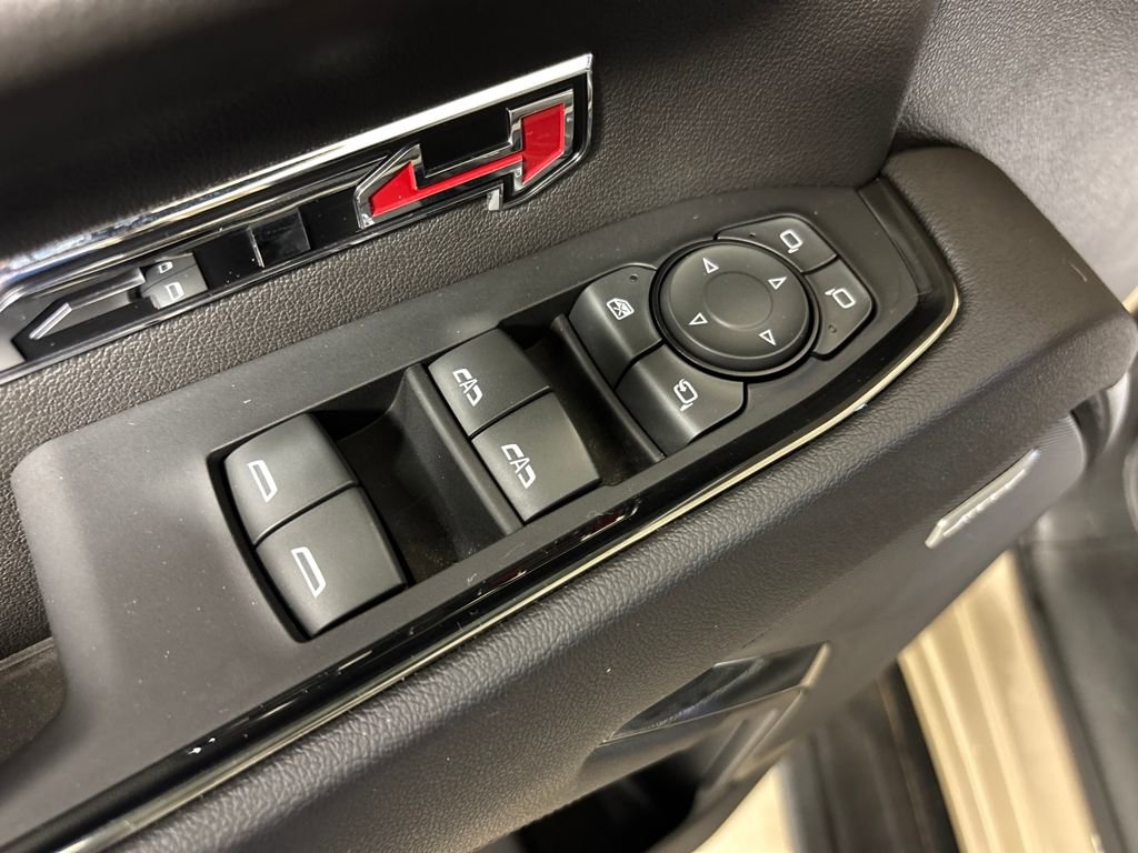 Used 2022 GMC Sierra 1500 AT4 w/ AT4 Premium Package image 21