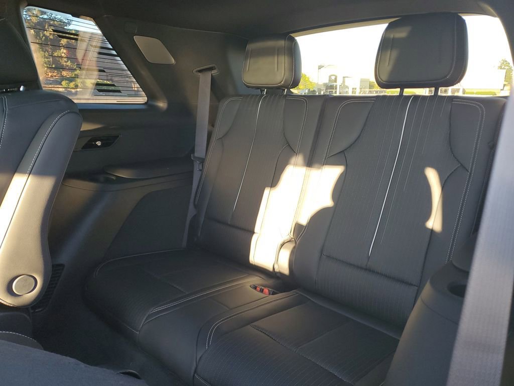 New 2026 Cadillac Vistiq Luxury image 22