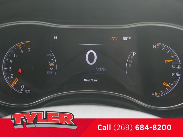 Used 2017 Jeep Grand Cherokee Summit w/ Platinum Series Group AWD/4WD image 43
