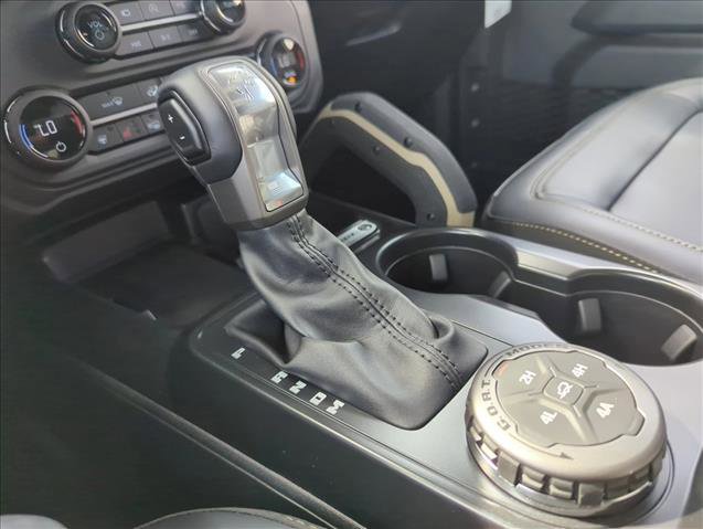 New 2025 Ford Bronco Badlands image 18