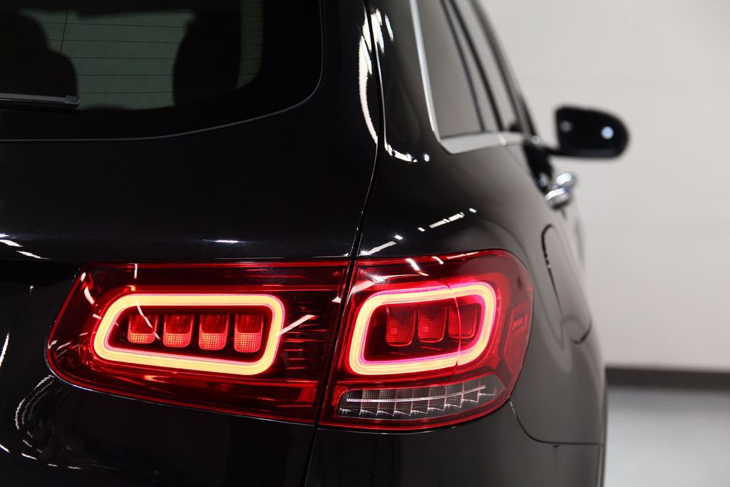 Certified 2022 Mercedes-Benz GLC 300 image 13
