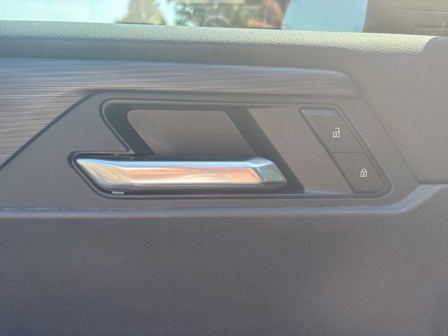 New 2026 GMC Acadia Elevation w/ Black Edition image 16