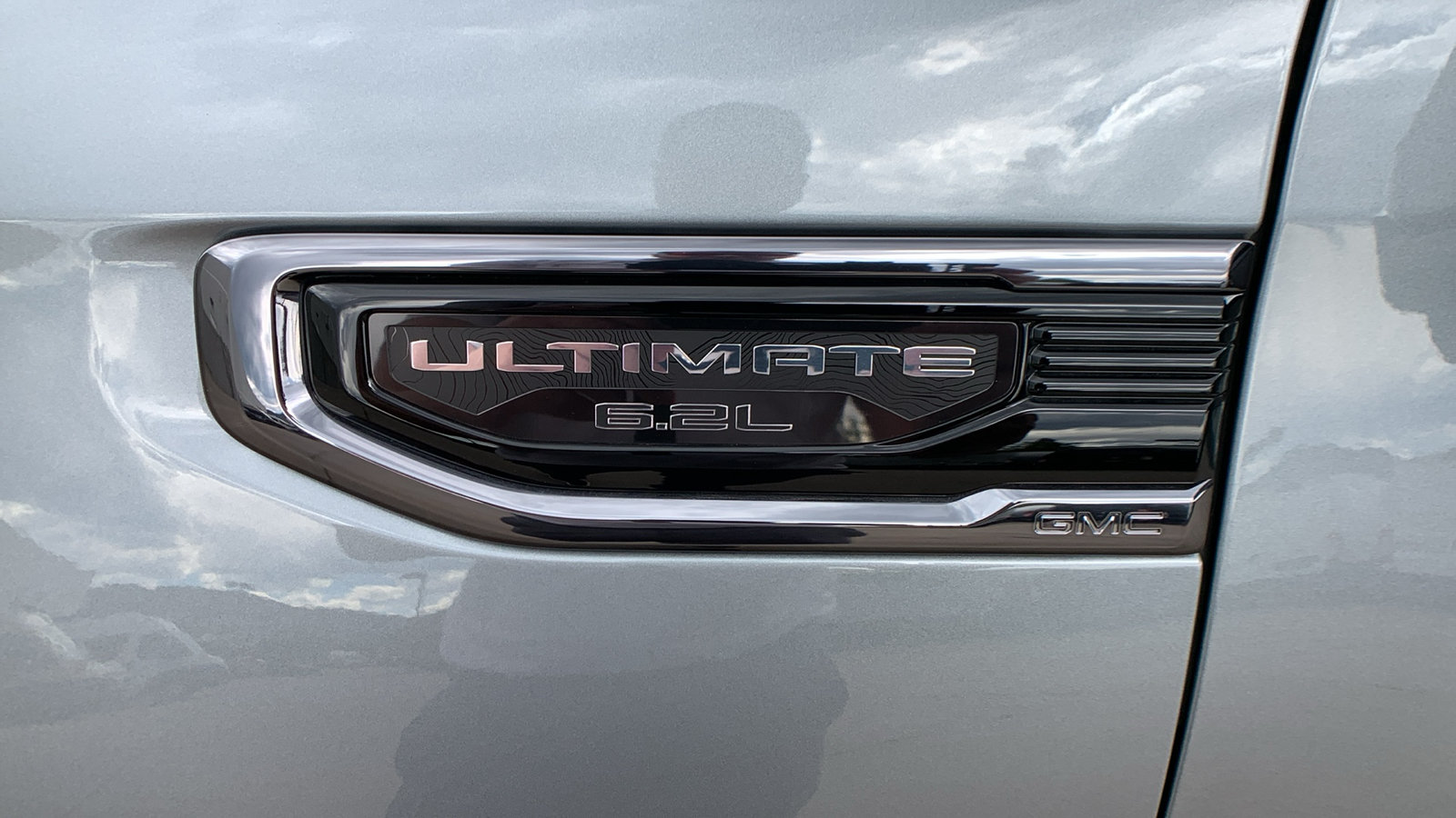 Used 2025 GMC Sierra 1500 Denali Ultimate AWD/4WD image 10