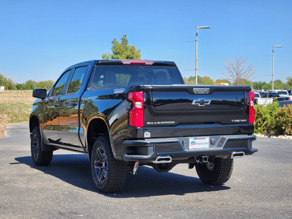 New 2026 Chevrolet Silverado 1500 Custom Trail Boss AWD/4WD image 2