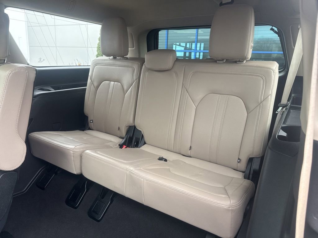 Used 2024 Ford Expedition Max Limited image 34