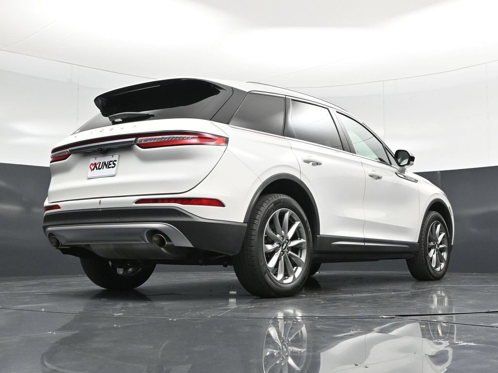 Used 2022 Lincoln Corsair AWD w/ Premium Package image 54