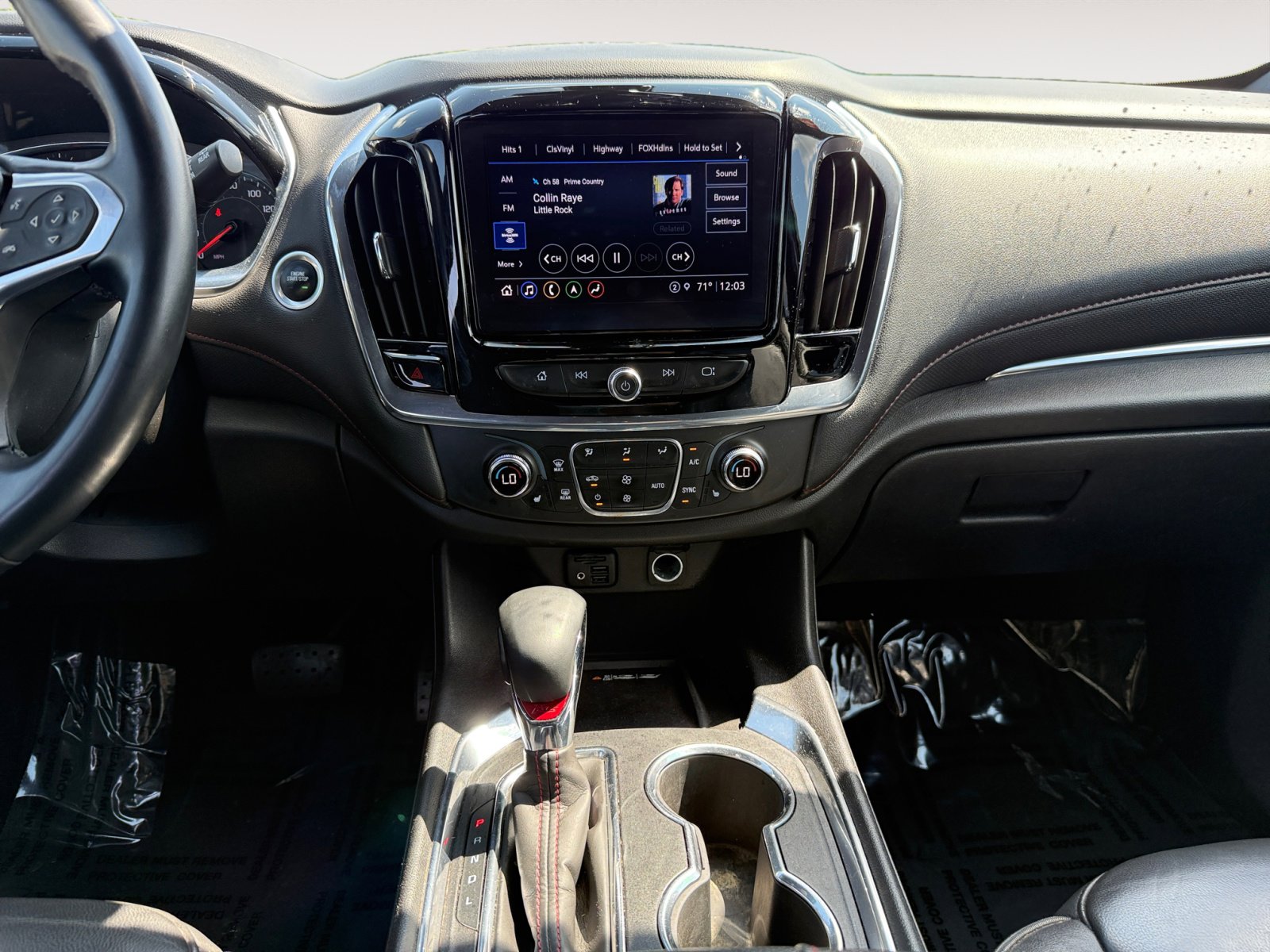Used 2023 Chevrolet Traverse RS FWD image 11
