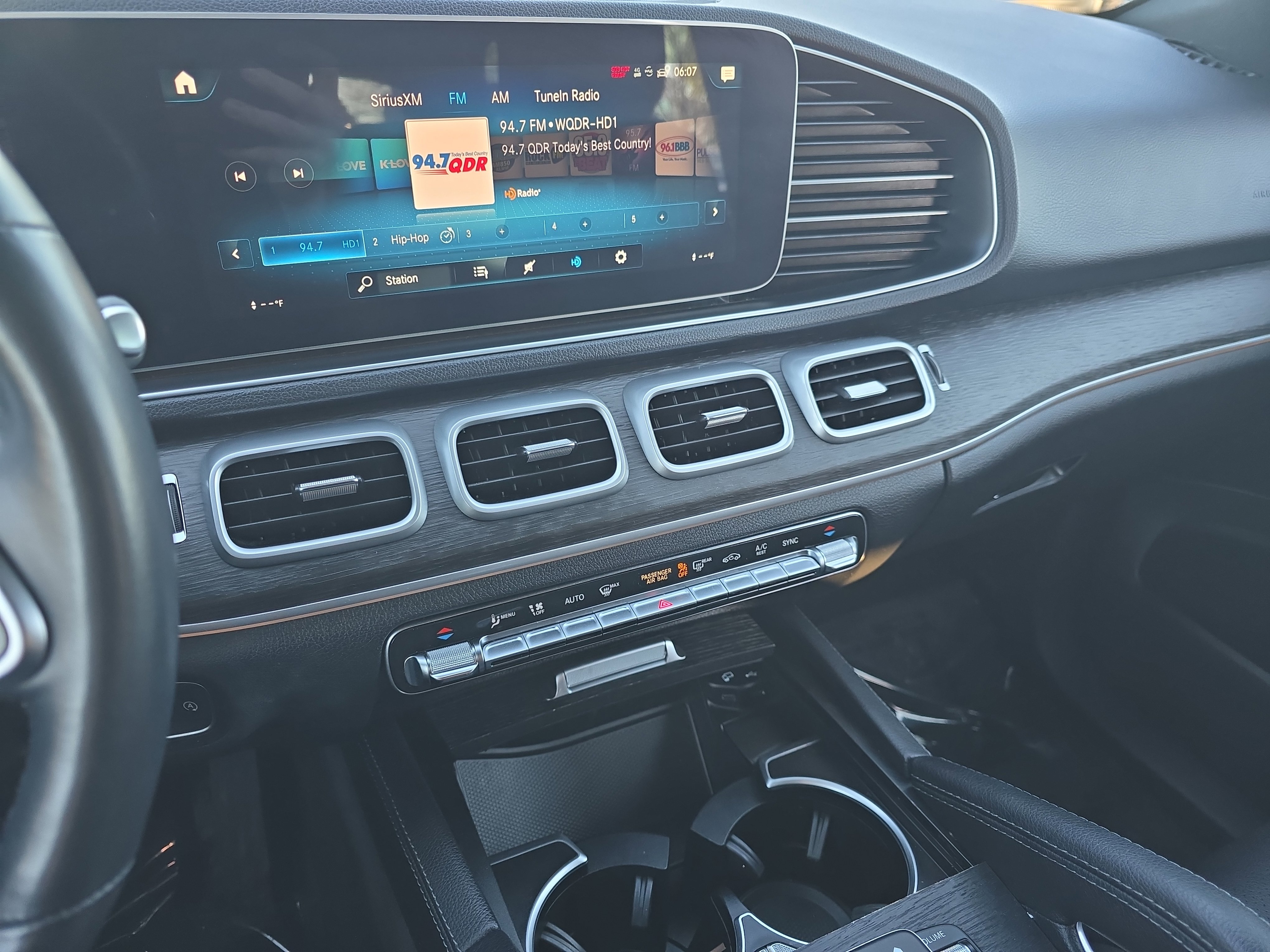 Used 2022 Mercedes-Benz GLE 350 4MATIC image 22