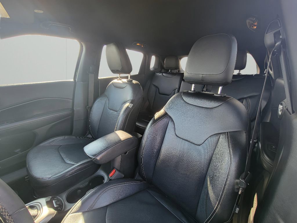 Used 2021 Jeep Compass Latitude image 10