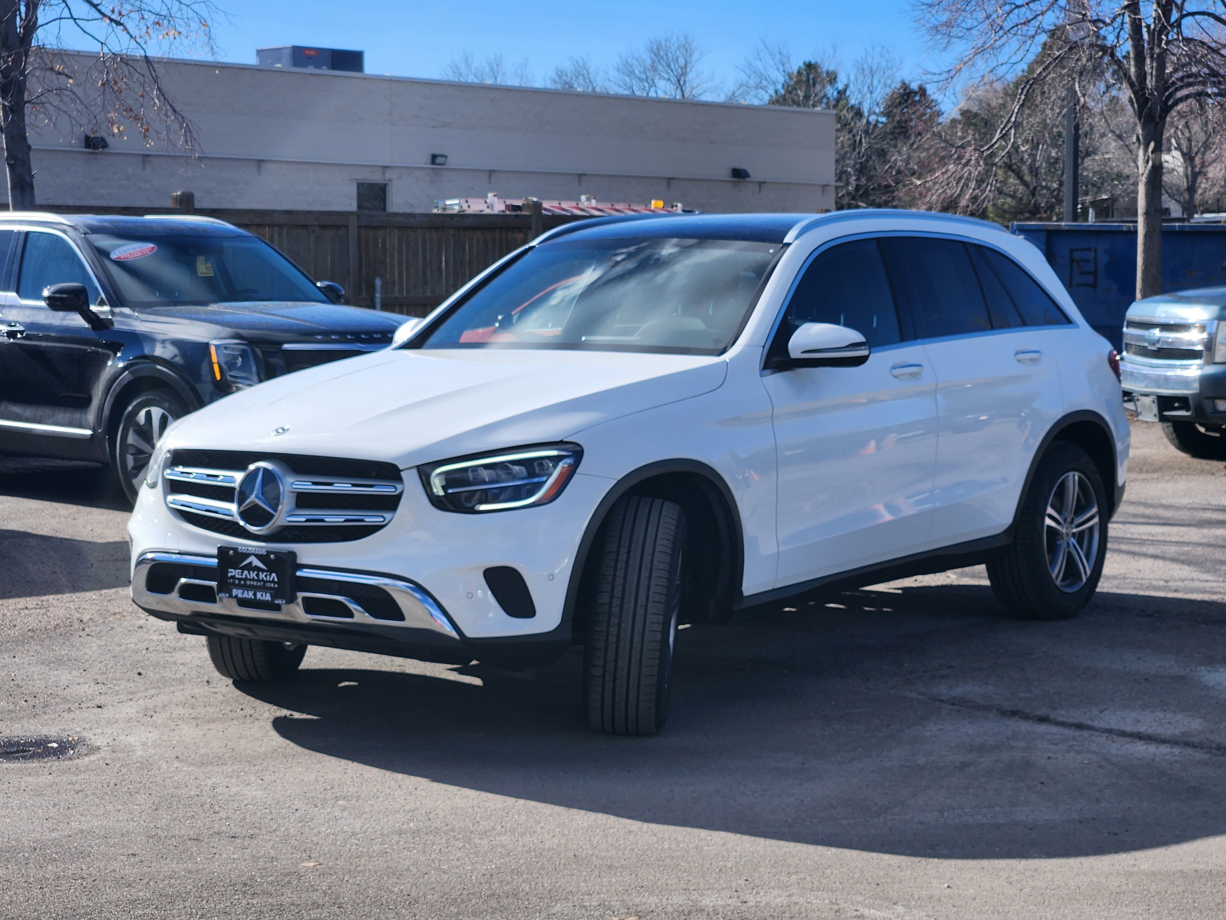 Used 2021 Mercedes-Benz GLC 300 4MATIC image 4