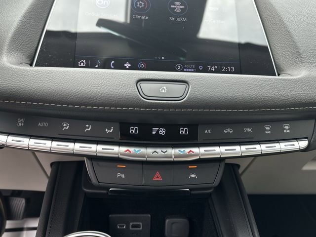 Certified 2022 Cadillac XT4 Luxury w/ Driver Awareness Package image 26