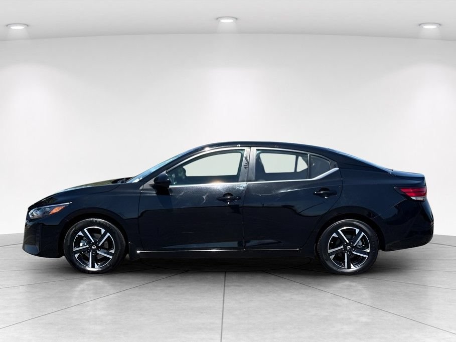 Used 2024 Nissan Sentra SV FWD image 7
