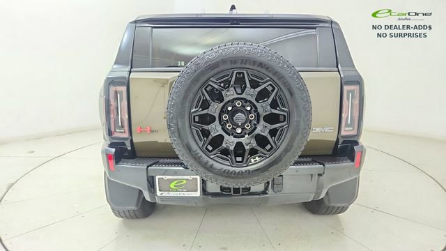 Used 2025 GMC Hummer EV 2X w/ LPO, Sport Package AWD/4WD image 5