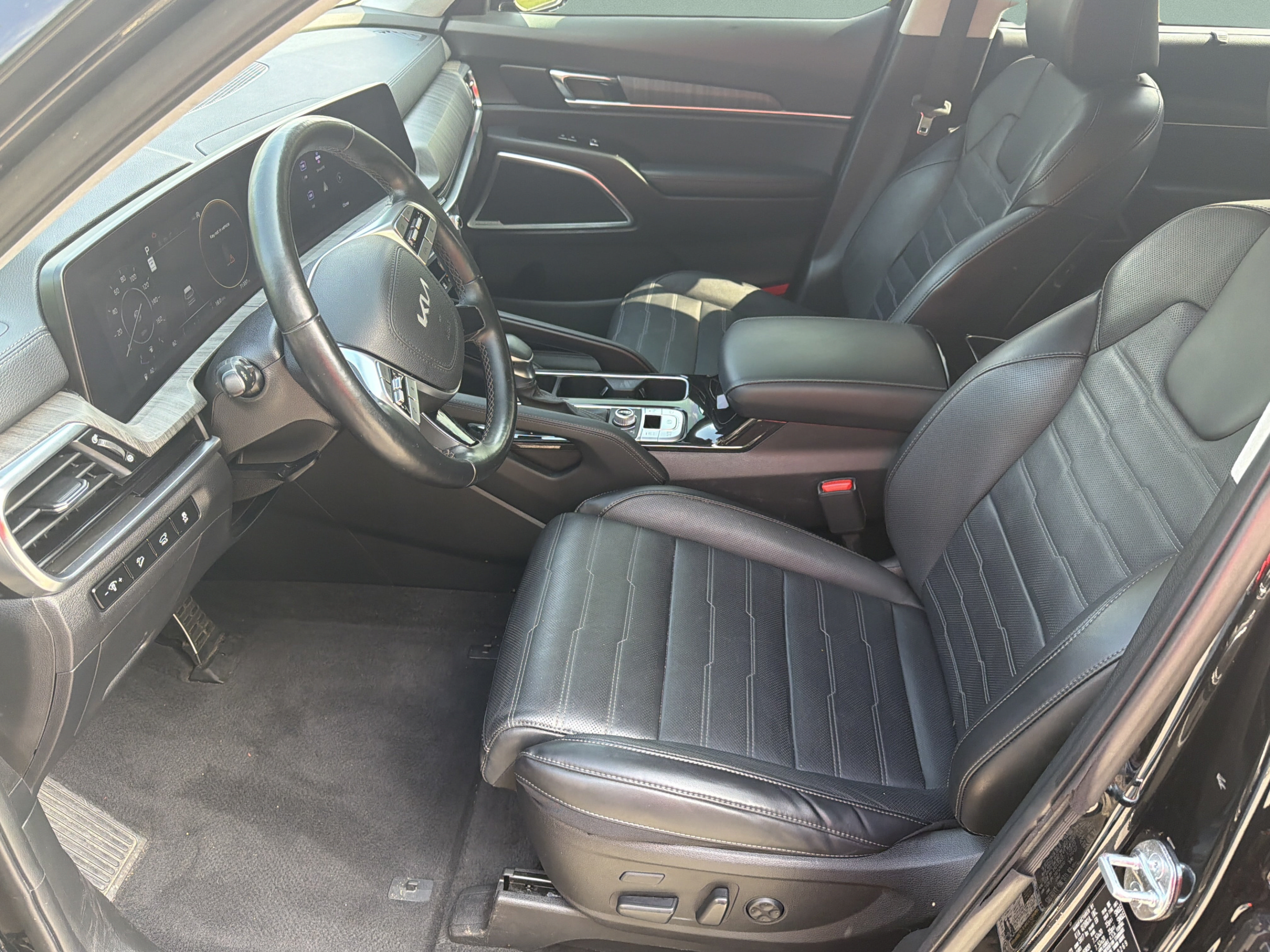 Certified 2024 Kia Telluride SX Prestige AWD/4WD image 27