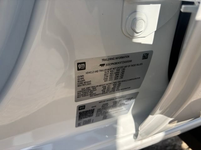 New 2026 Chevrolet Silverado 1500 Custom w/ Turbomax Blackout Package AWD/4WD image 17