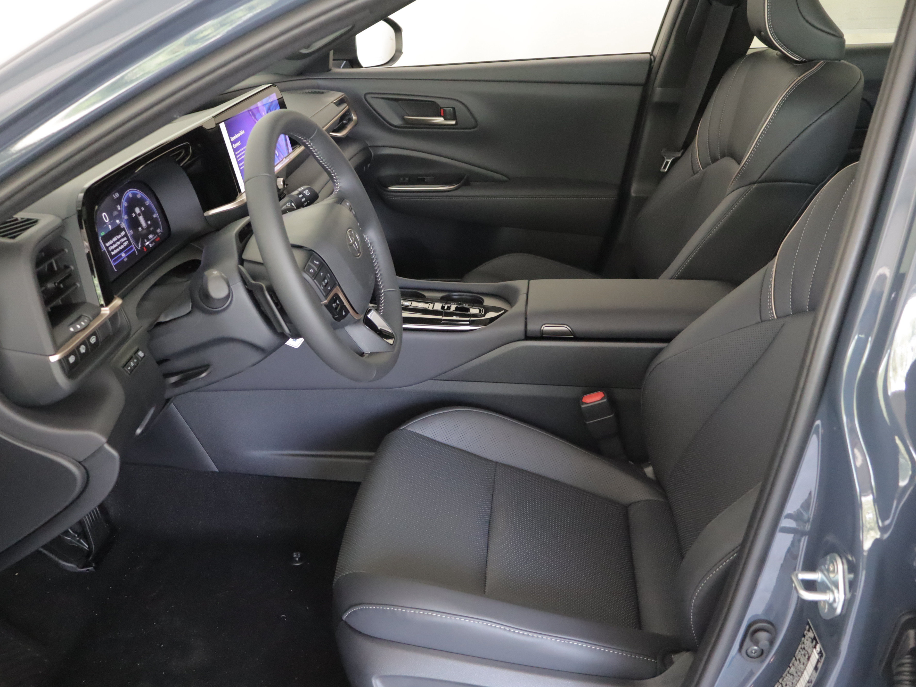 New 2026 Toyota Crown Signia w/ Advanced Technology Package AWD/4WD image 19
