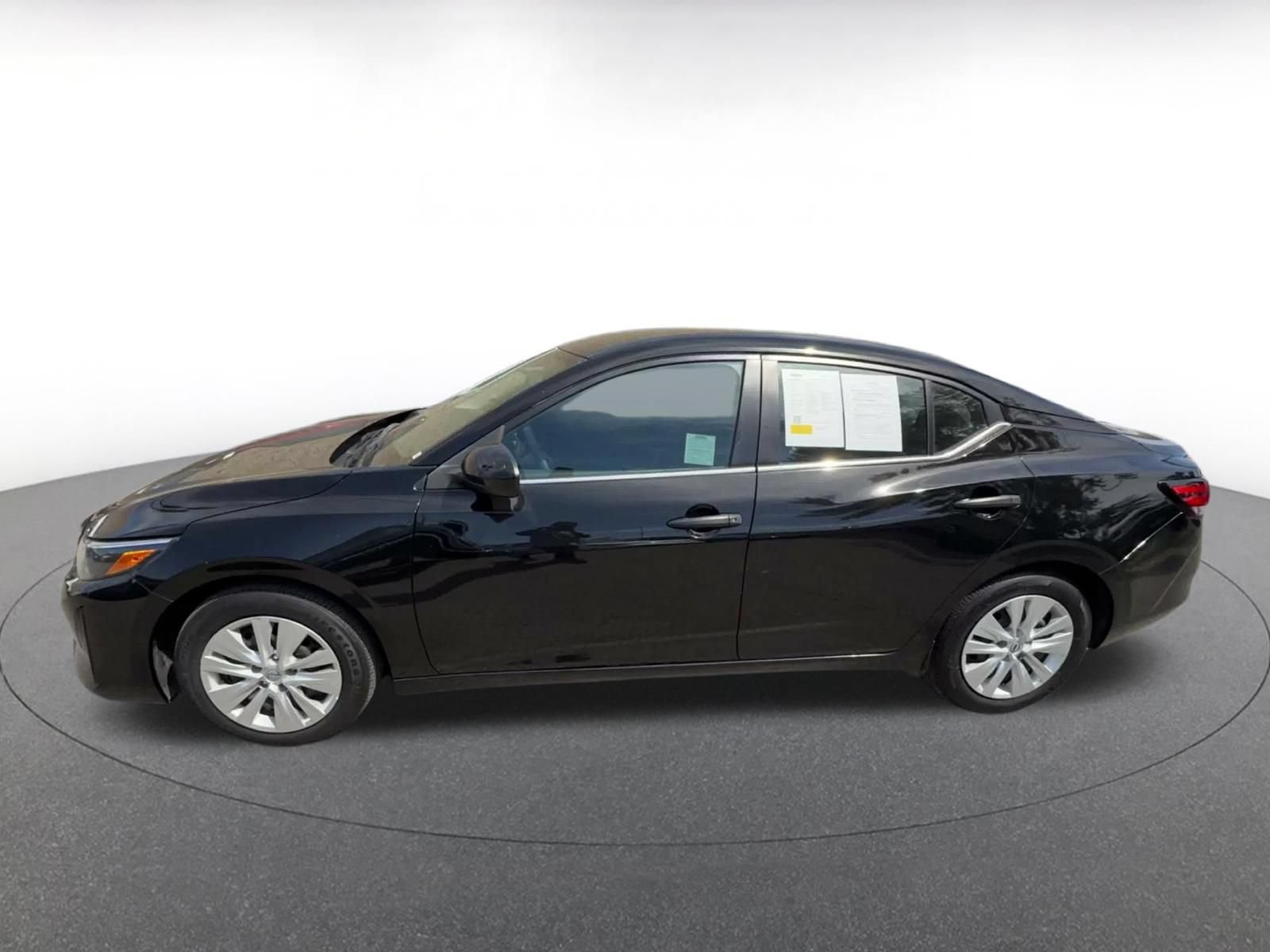 Used 2025 Nissan Sentra S FWD image 8