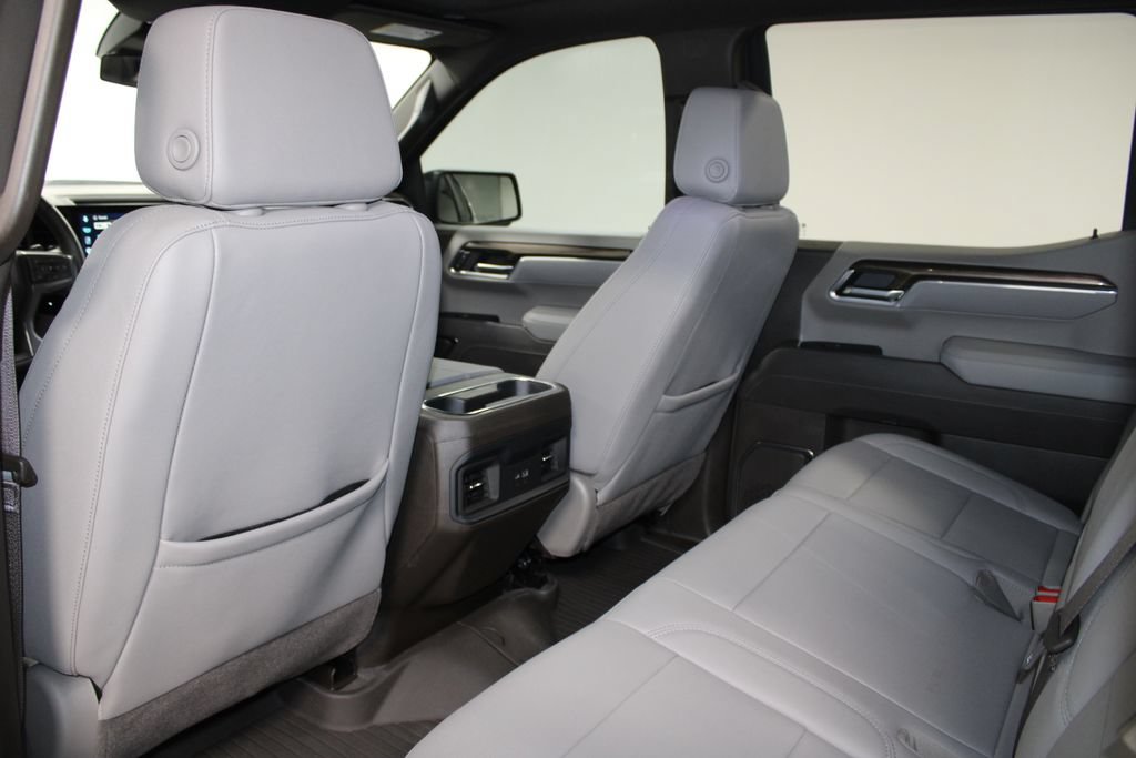Used 2025 Chevrolet Silverado 1500 LT Trail Boss w/ LT Trail Boss Premium Package AWD/4WD image 29