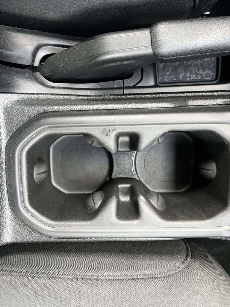 Used 2023 Jeep Gladiator Sport image 24