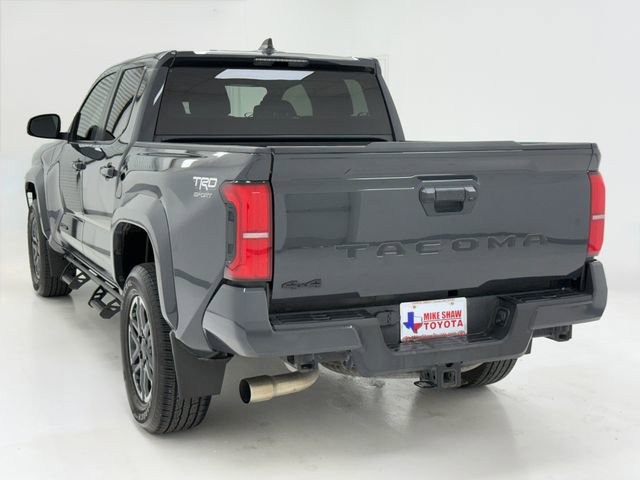 Used 2024 Toyota Tacoma TRD Sport AWD/4WD image 38