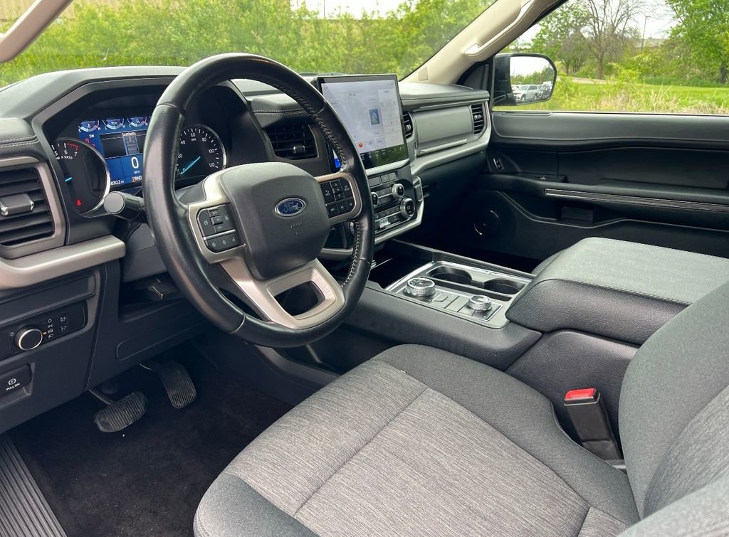 Used 2022 Ford Expedition XLT AWD/4WD image 20