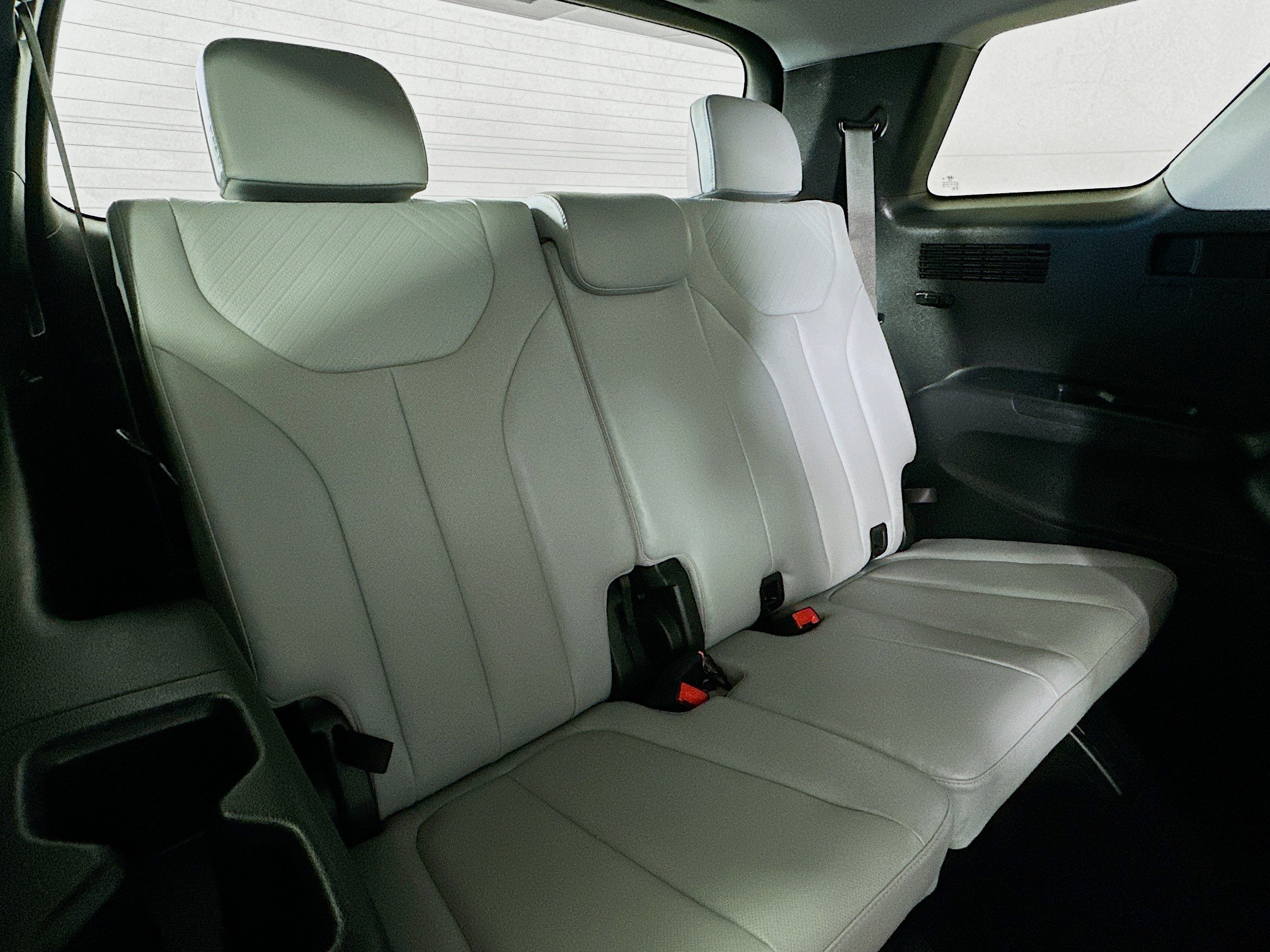 Used 2025 Hyundai Palisade SEL FWD image 26