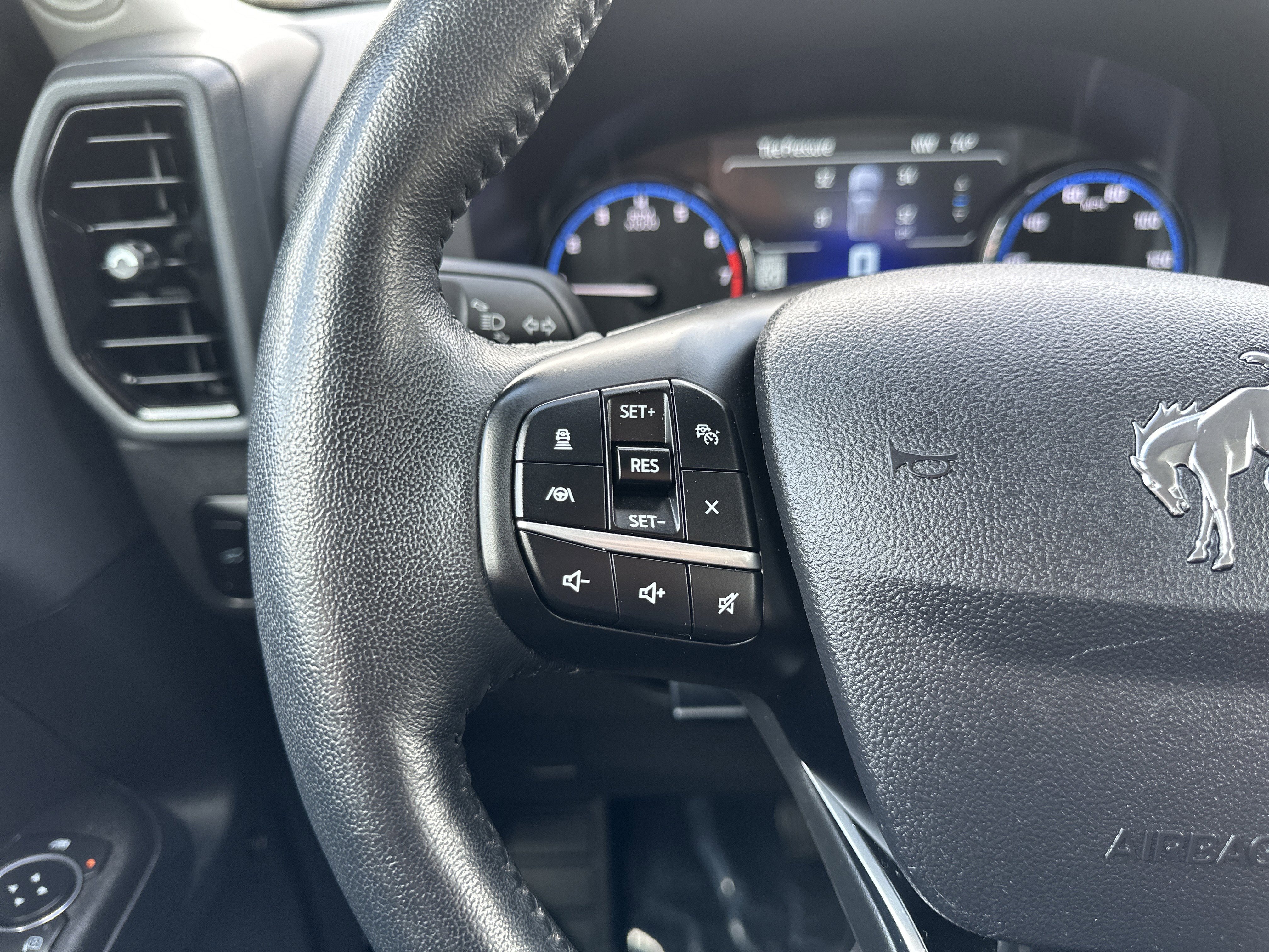 Used 2023 Ford Bronco Sport Outer Banks w/ Tech Package image 18