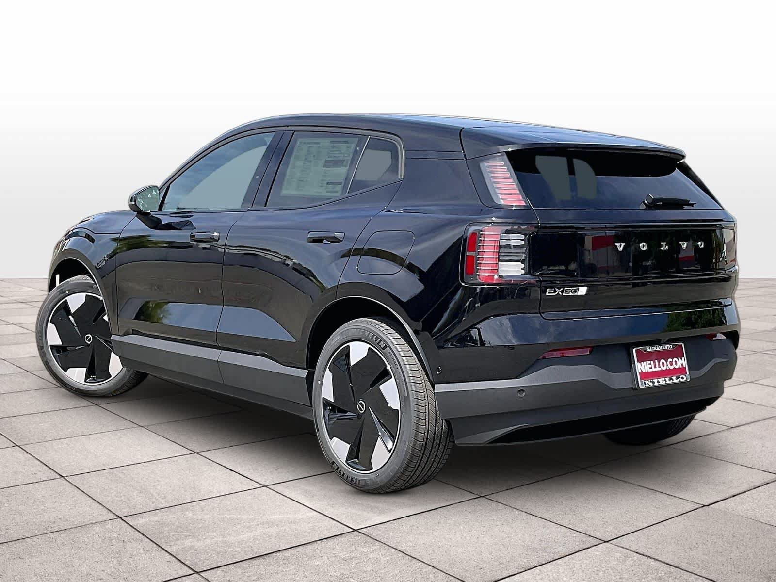 New 2026 Volvo EX30 Ultra w/ Protection Package AWD/4WD image 3