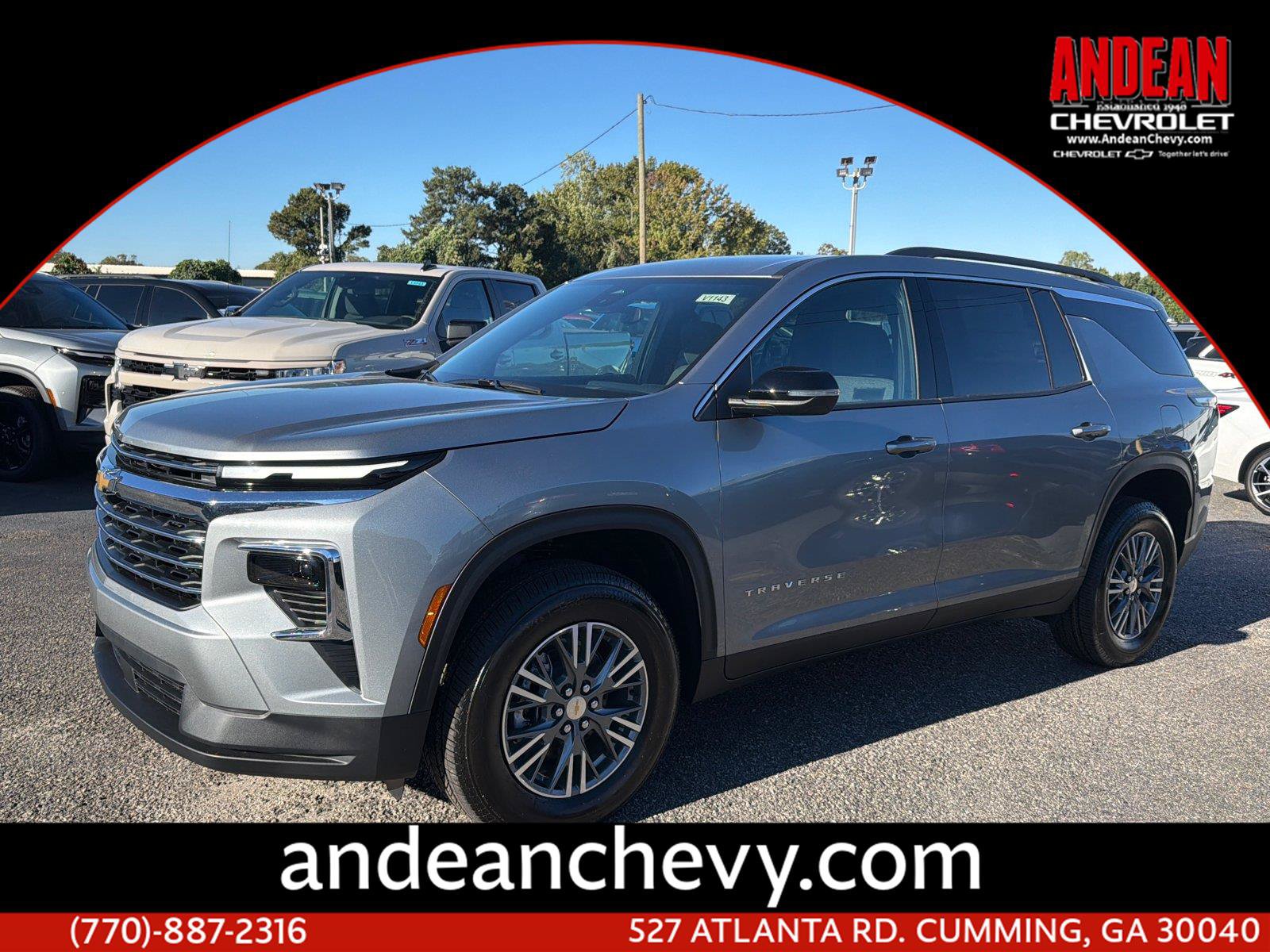 New 2027 Chevrolet Traverse LT FWD image 1