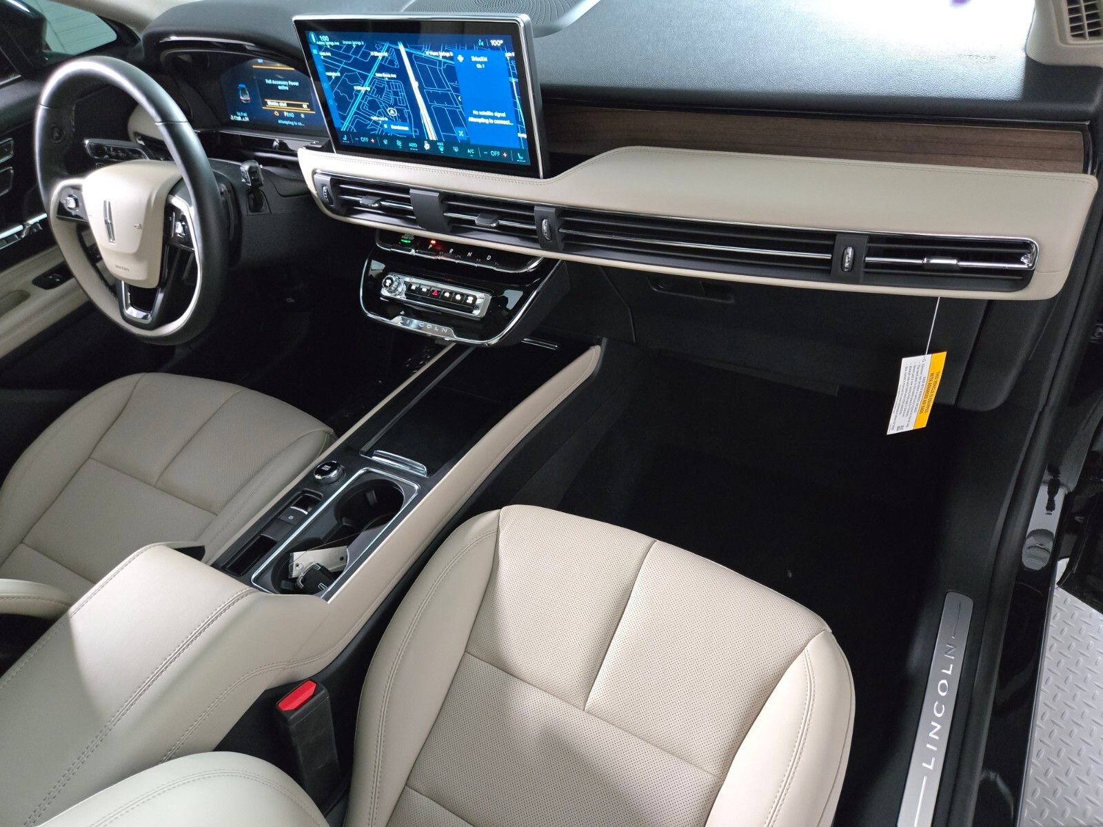 New 2026 Lincoln Corsair Reserve FWD image 20